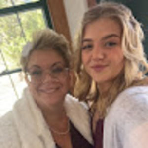 Meet your Posher, Cassie